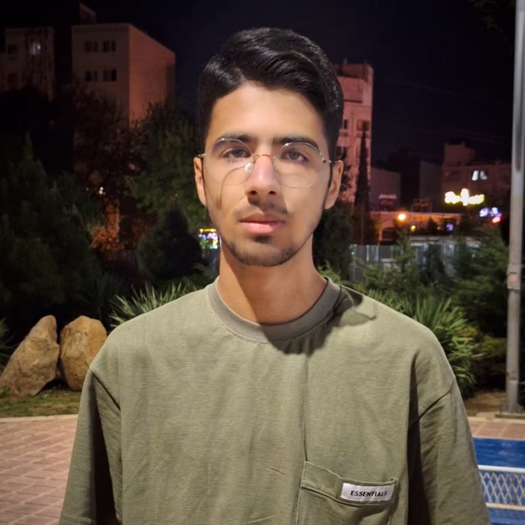 آریا بهزادی